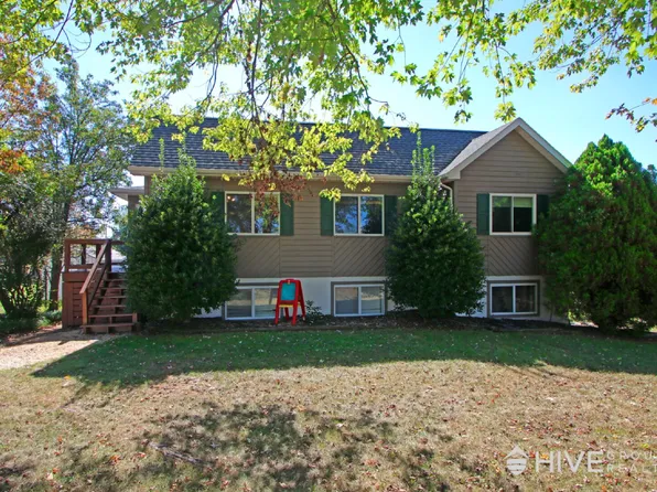 1041 Oak View Ct, Harrisonburg, VA 22802