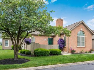 2423 Hooverside Ln, Grove City, OH 43123