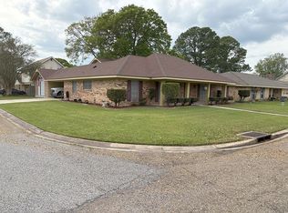220 N Philo Dr, Lafayette, LA 70506