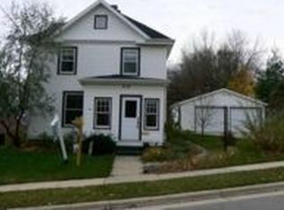 419 Hill St, Sun Prairie, WI 53590