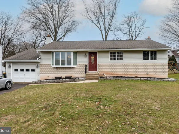 45 Butternut Dr, Hatboro, PA 19040