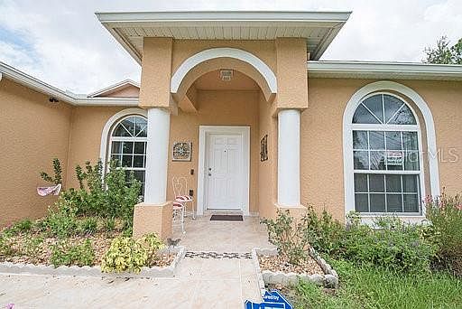 1st image of 330 Colony Ct