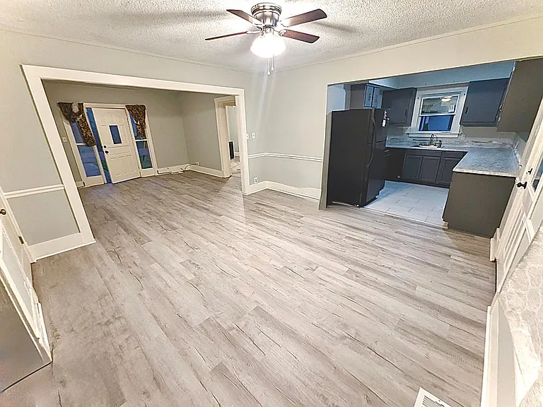 8796 Chaffee Rd — Photo 5
