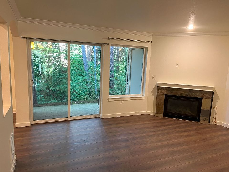 1st image of 25025 SE Klahanie Blvd APT A102