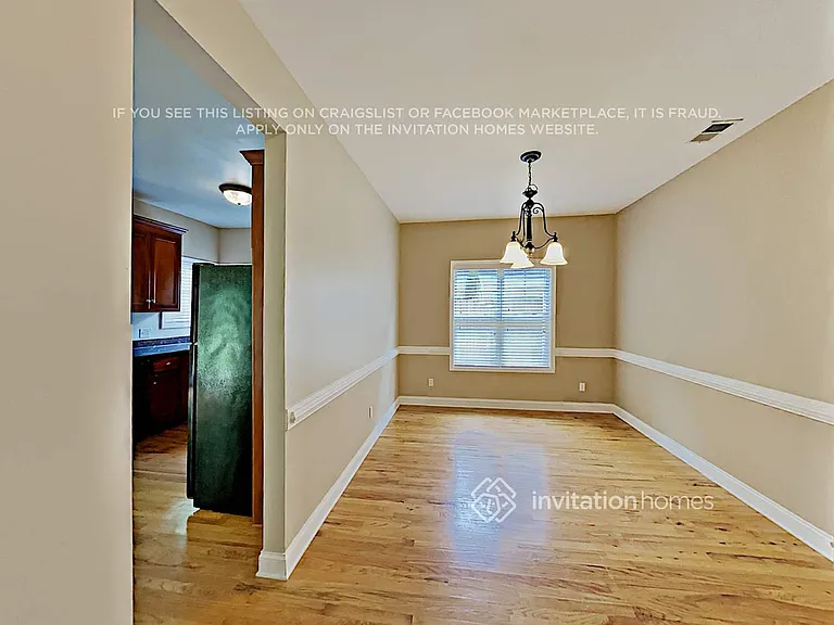 658 Royal Crest Ct — Photo 8
