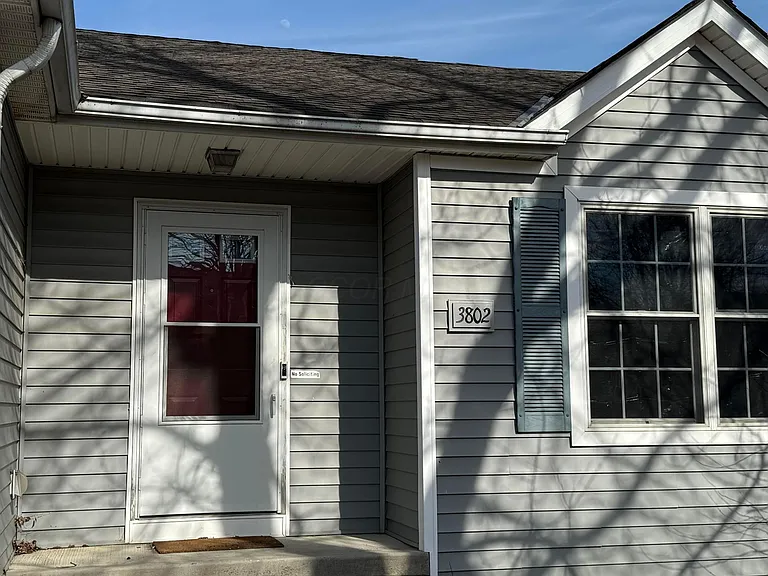 3802 Willowswitch Ln — Photo 1