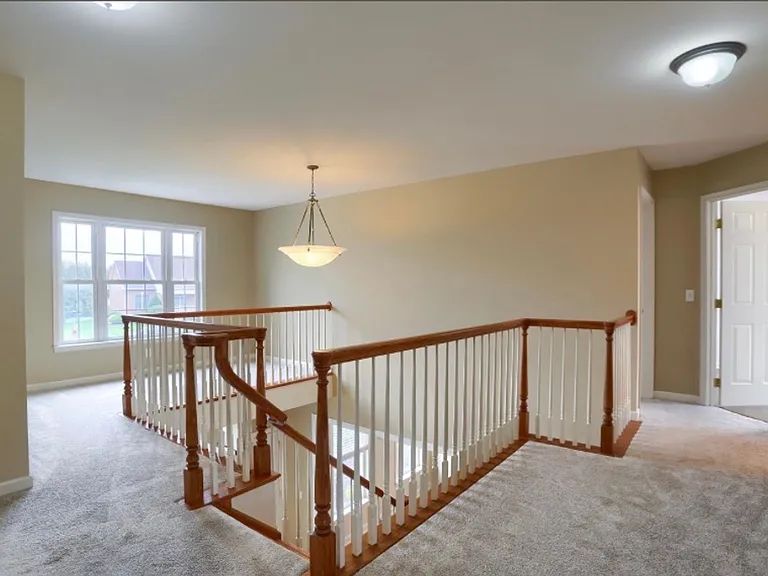 10 Spring View Ct — Photo 19