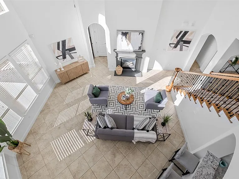 15201 Joseph Dr — Photo 23