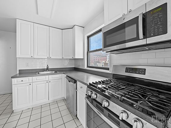 3rd image of 355 E 72nd St APT 14E