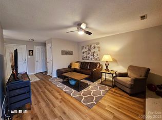 9256 Kings Canyon Dr, Charlotte, NC