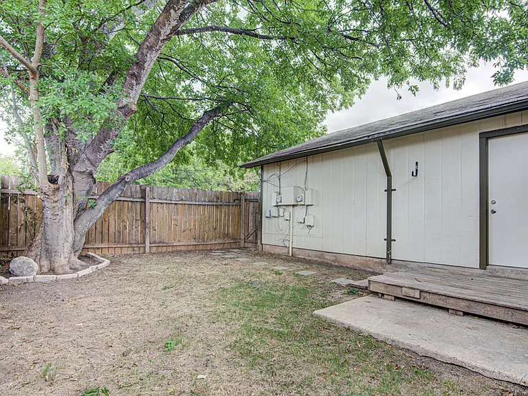 8116 W Gate Blvd — Photo 18