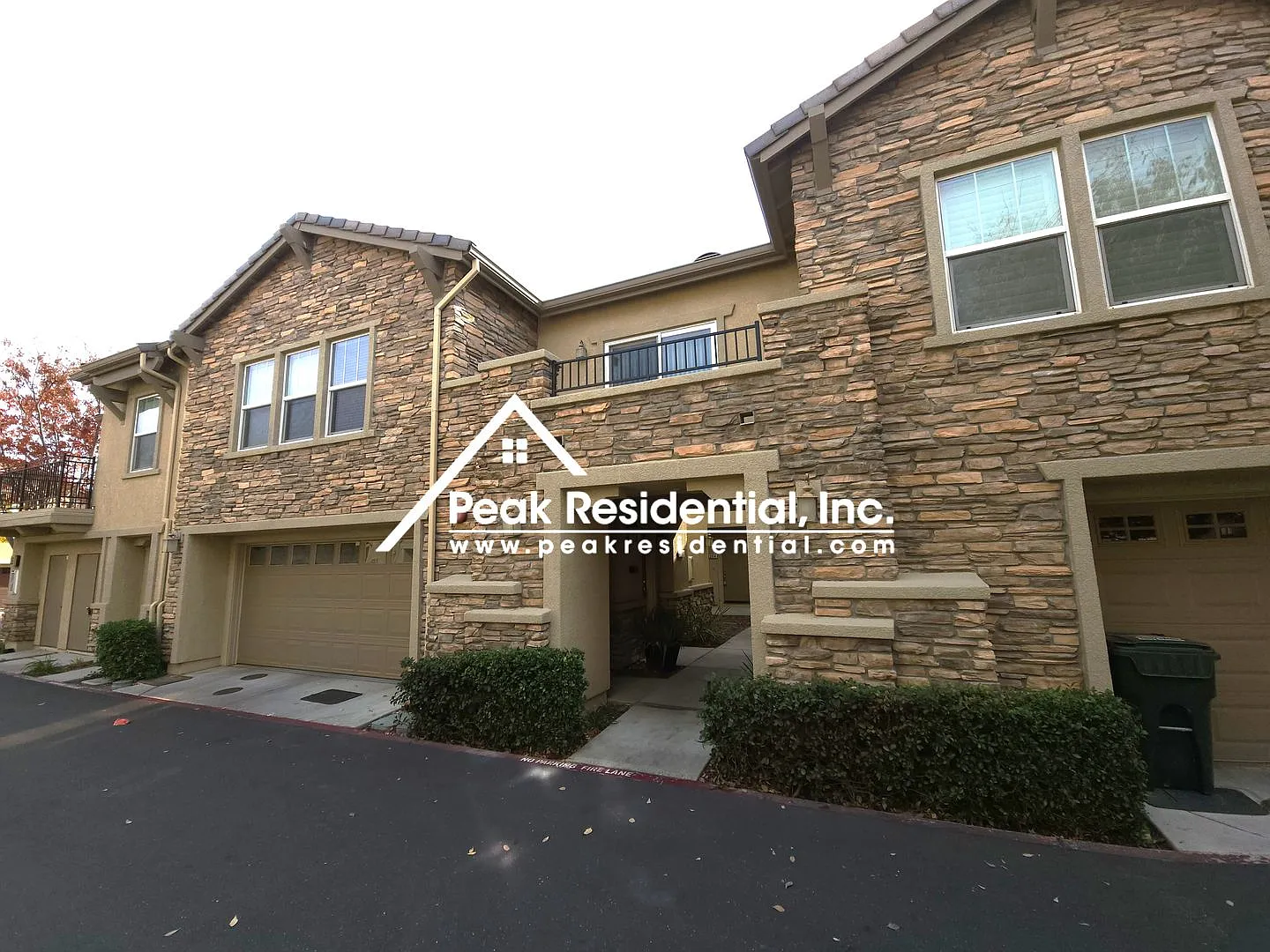 Nice 2bd/2ba North Natomas Condo with 2 Car Garage — Photo 1