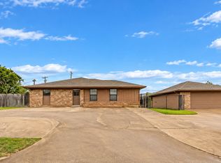 807 Holleman Dr, College Station, TX 77840
