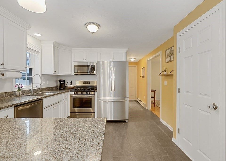 135 Hazen Rd, Shirley, MA 01464 Zillow