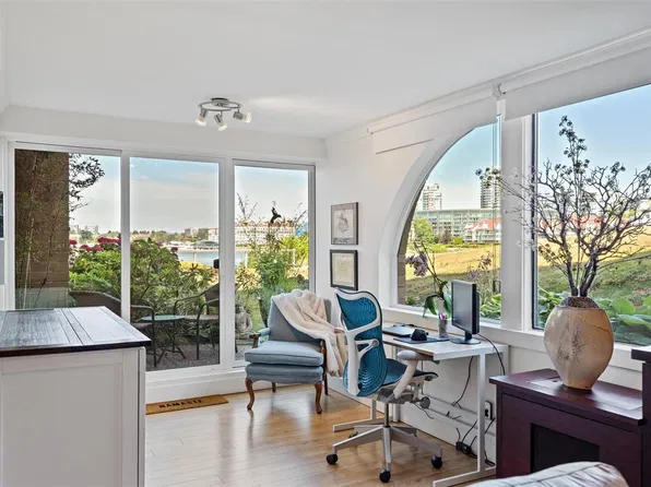640 Montreal St #101, Victoria, BC V8V 1Z8