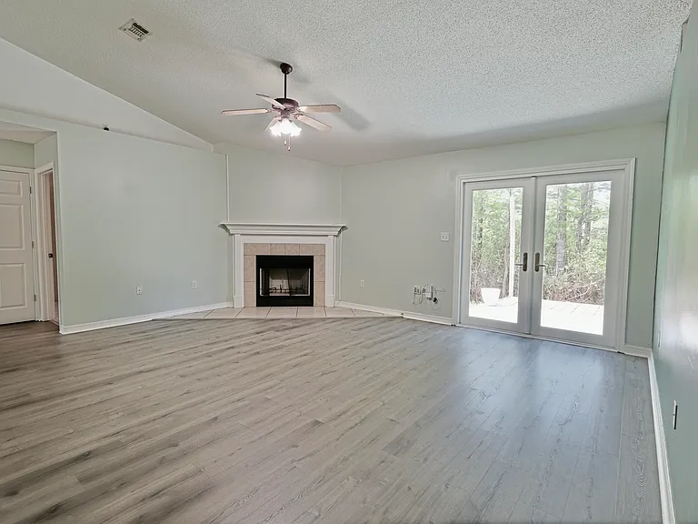 2345 Ortega St — Photo 9