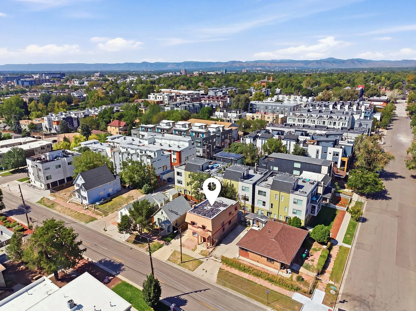 Spacious Jefferson Park Home with Solar & EV Charging — Photo 4