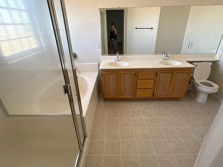 14243 Palm Ct — Photo 22