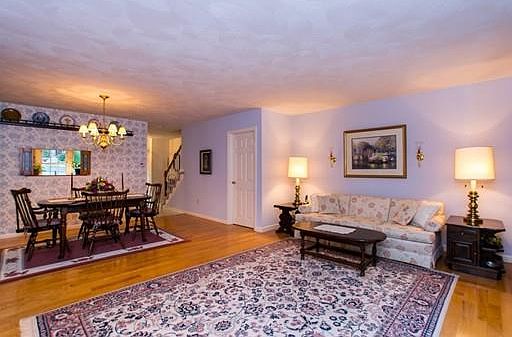 5th image of 199 Laurelwood Dr