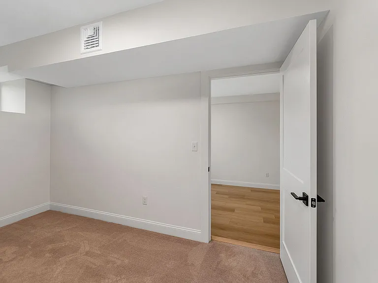 177 N Main St #LL02 — Photo 13