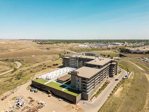 3rd image of 102 E Scenic Dr N #218