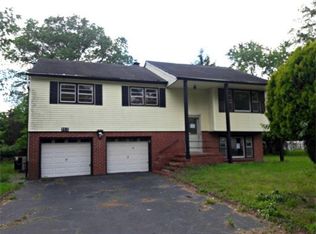 1106 Brookside Rd, Piscataway, NJ 08854