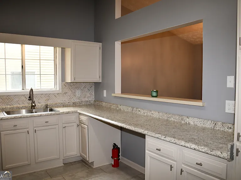 5932 Homestead Cir — Photo 35