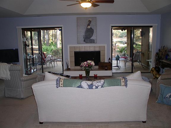 4th image of 47 Big Woods Dr