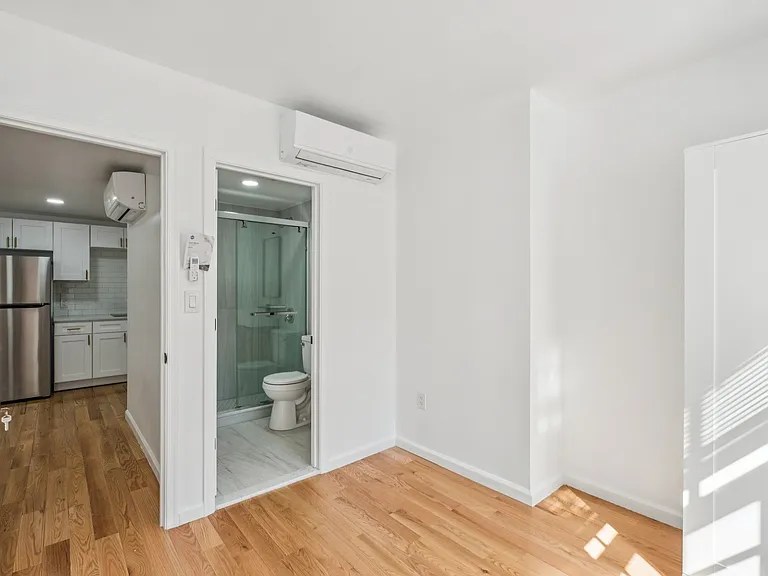 1223 Spruce St #3F — Photo 23