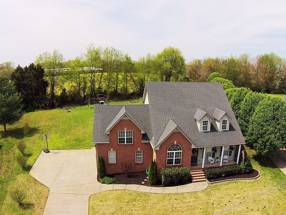 1st image of 315 Cherry Ln