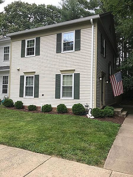 1st image of 10866 Oak Green Ct