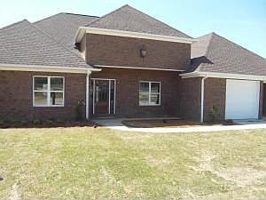 3rd image of 131 Creekwood
