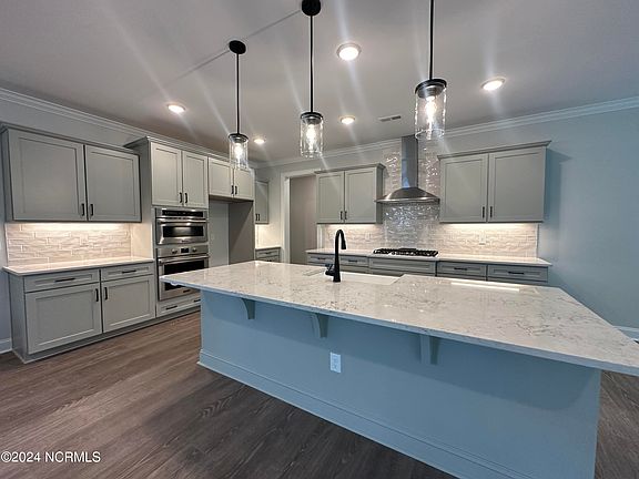 5th image of 4018 Watersail Drive #118