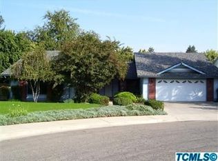 1126 N Bollinger St, Visalia, CA 93291