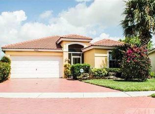3668 Miramontes Cir, Wellington, FL 33414
