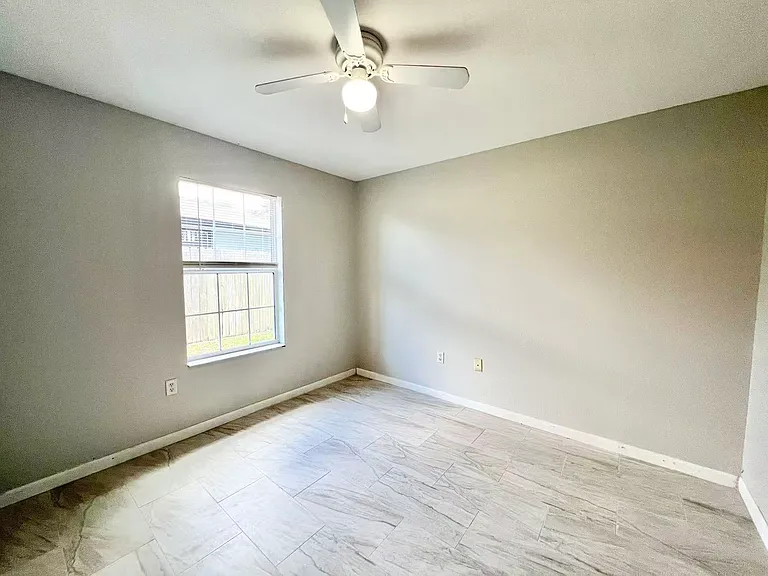 4395 Sherwood Forest Dr — Photo 24
