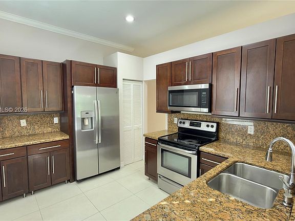 4th image of 1792 Aspen Ln