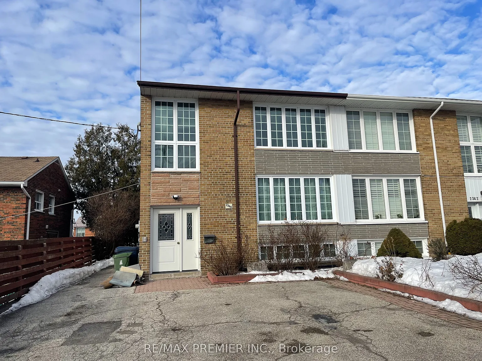 2 bed, $2,400 — Photo 1