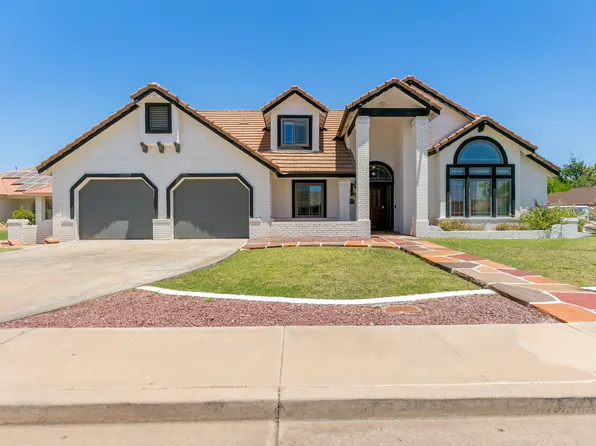 1820 E Jasmine Cir, Mesa, AZ 85203