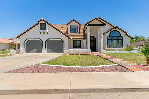 1820 E Jasmine Cir Photo 1