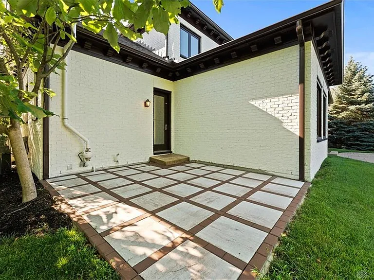 5369 N Shore Pl — Photo 56