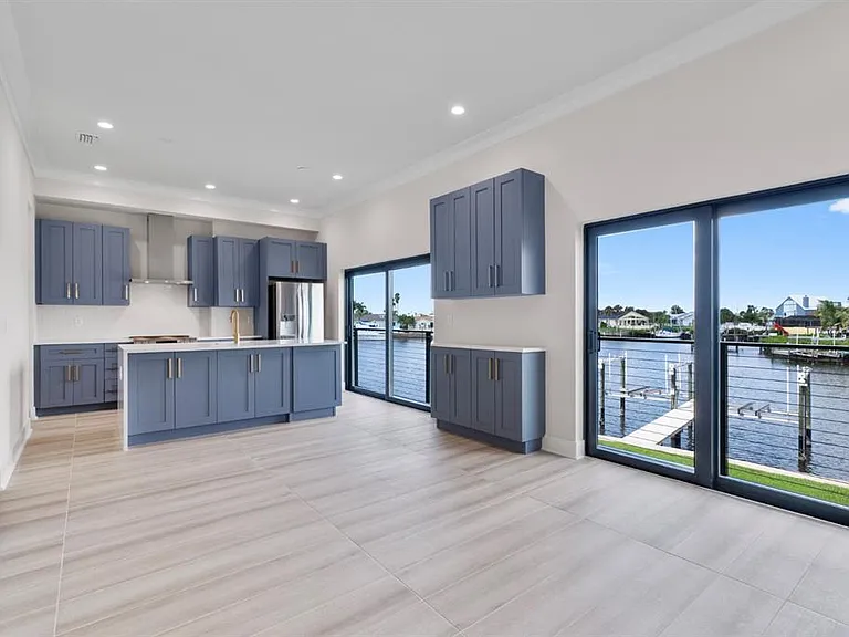 772 Gran Kaymen Way — Photo 7