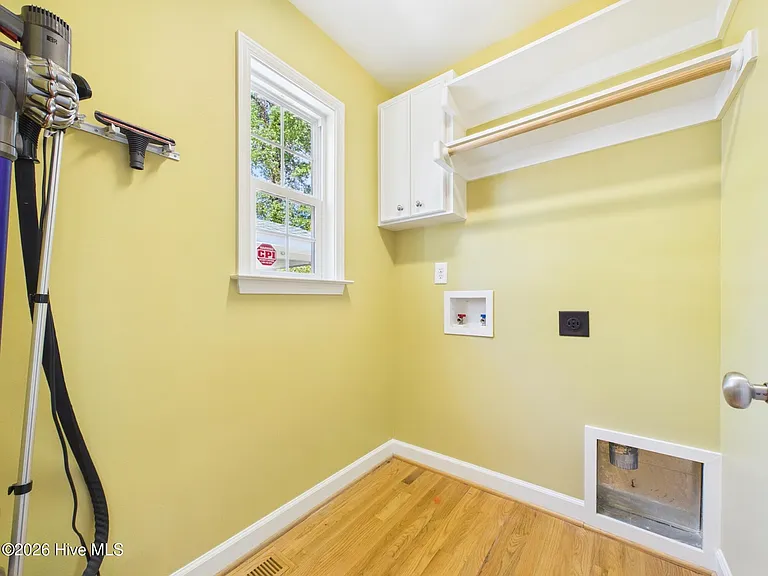 2912 Oberlin Rd — Photo 26