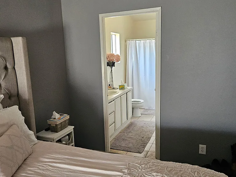 788 Poindexter Ave — Photo 18
