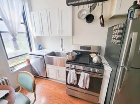 164 India St, Brooklyn, NY