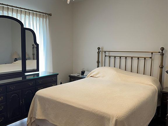 5th image of 28 N De Baun Avenue #201