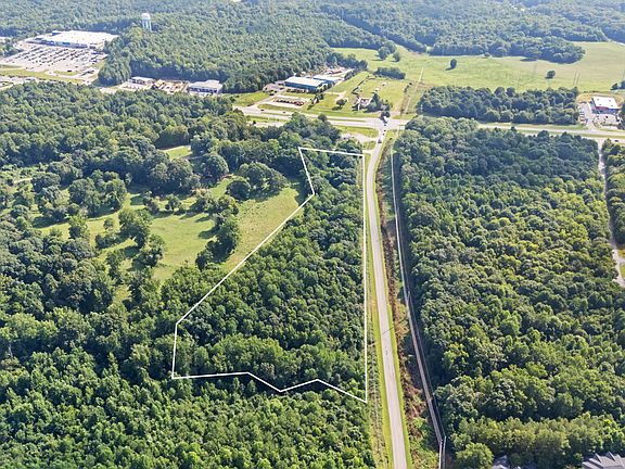 5th image of 95 Beck Rd