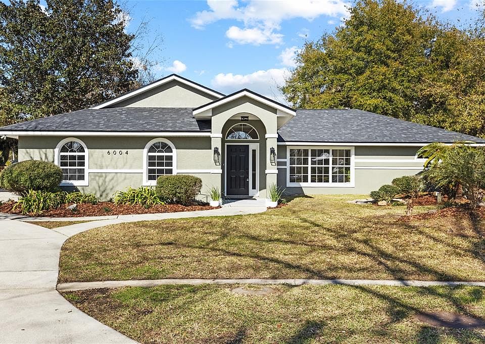 1st image of 6004 NW 111th Pl