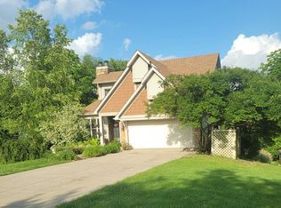 3902 Magnolia Dr, Amelia, OH 45102