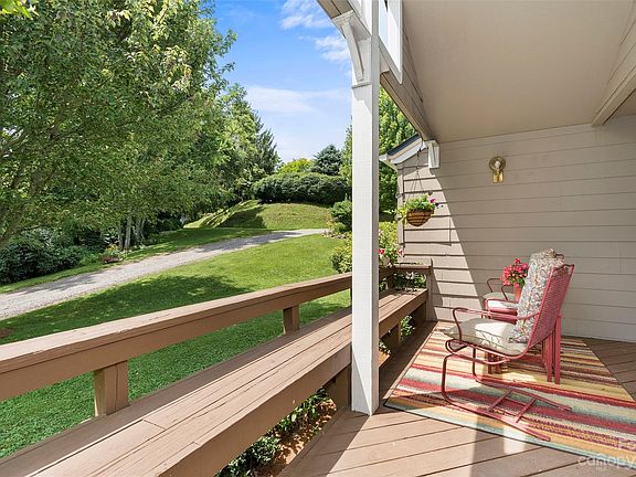 4th image of 143 Strickland Dr